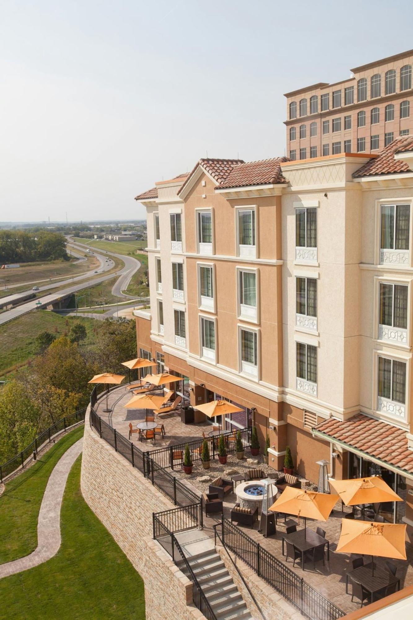 Courtyard Kansas City At Briarcliff Exteriér fotografie